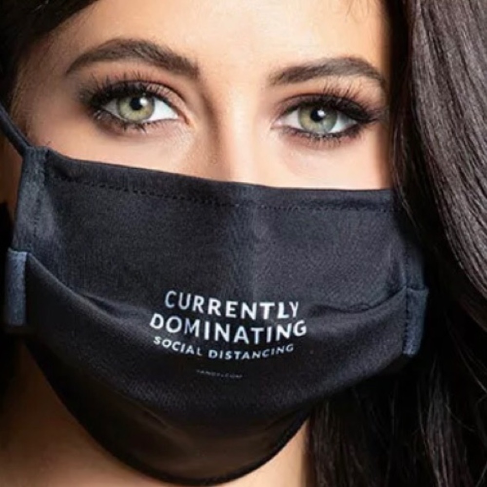 Currently Dominating Face Mask - Black